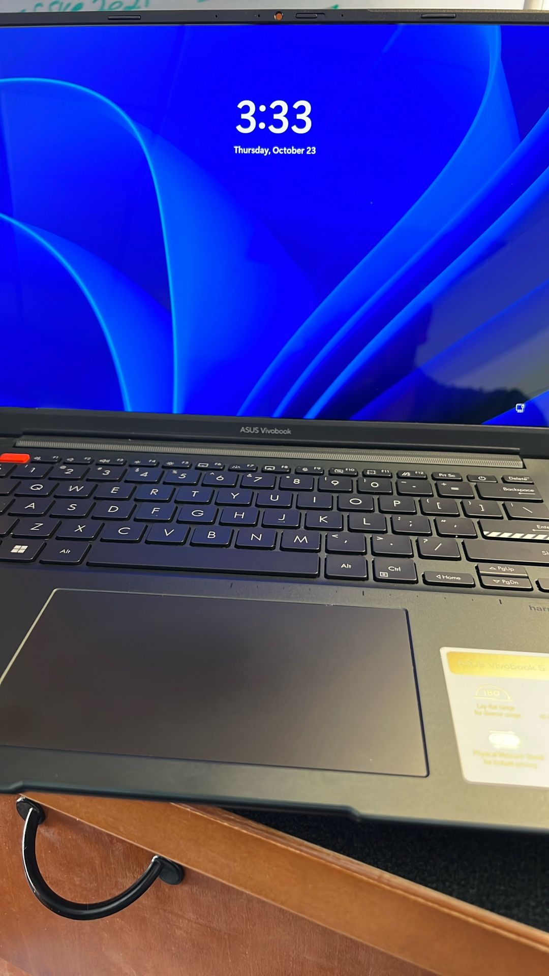 Asus Vivobook i7 OLED