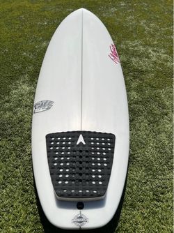 5’11” T.Patterson Surfboards 34L The Pill 2 Never Ridden. $500