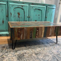 Entertainment Console & Table 