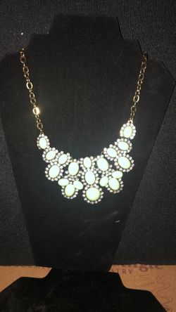 Mint Green And Rhinestone Bib Vintage Necklace 