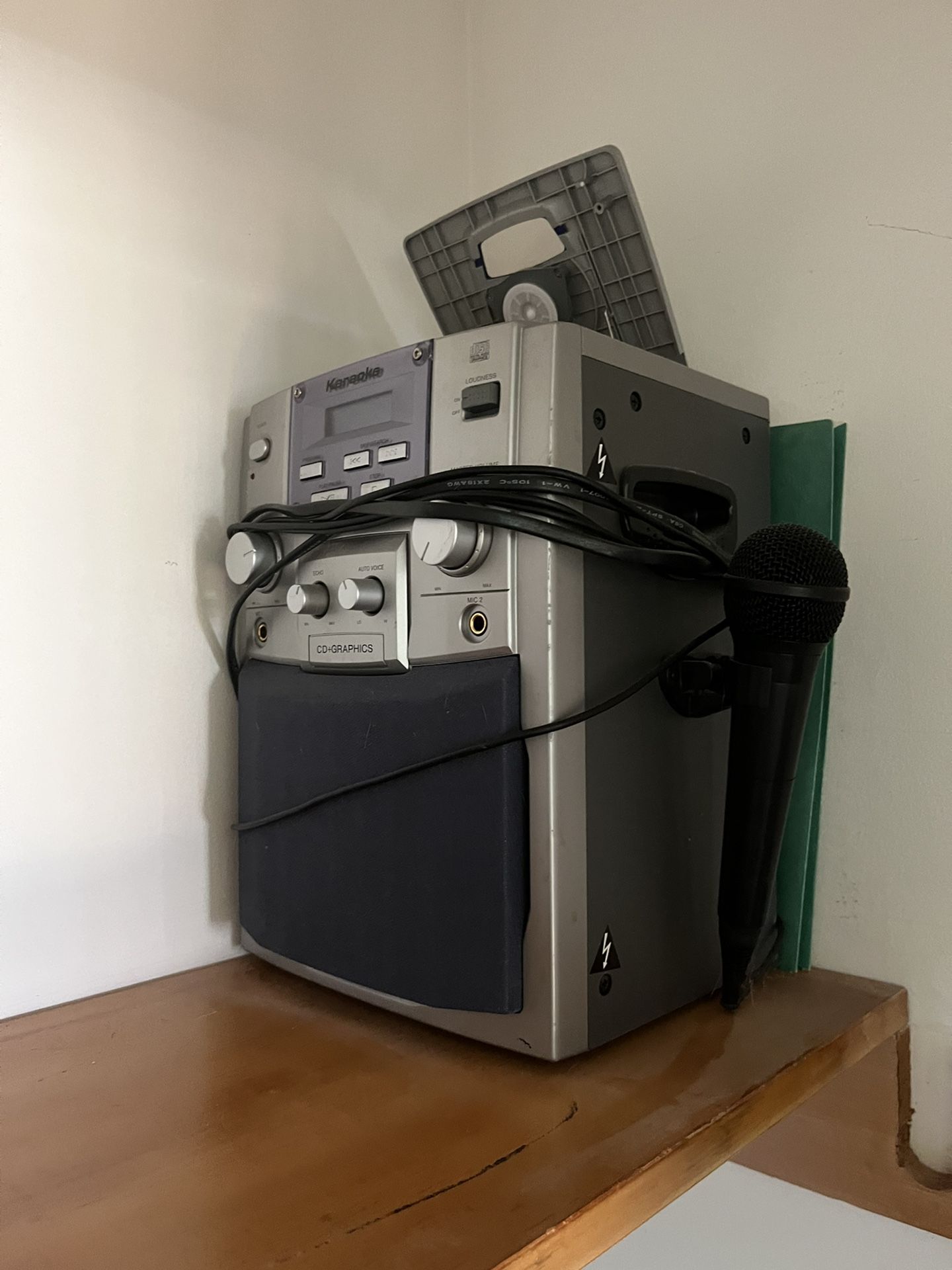 Karaoke machine