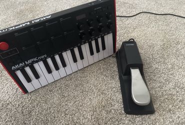 Akai MPK Mini + Sustain Pedal - Like New
