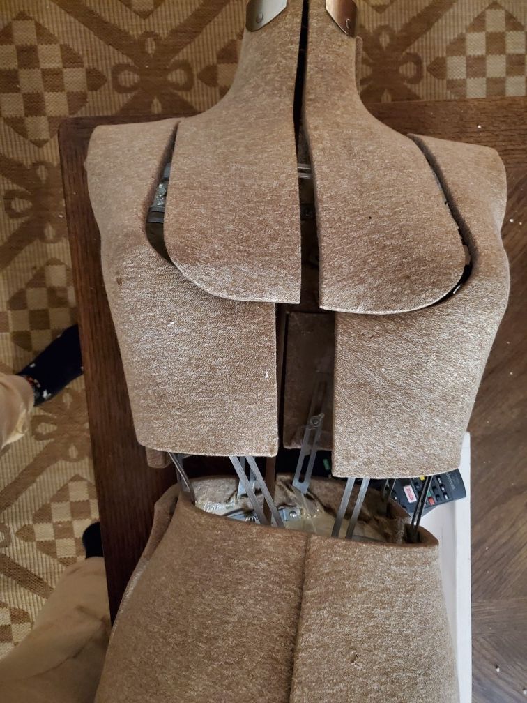 Acme vintage adjustable dress form for Sale in Coupeville, WA OfferUp