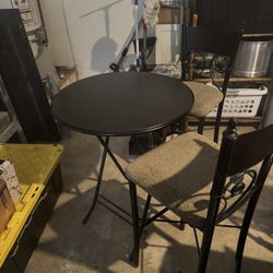 Bar Table With Chairs 