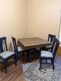 Table & 4 chairs
