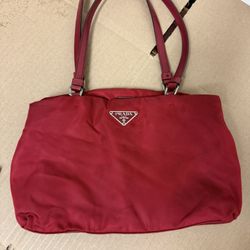 Prada ( Handbag)