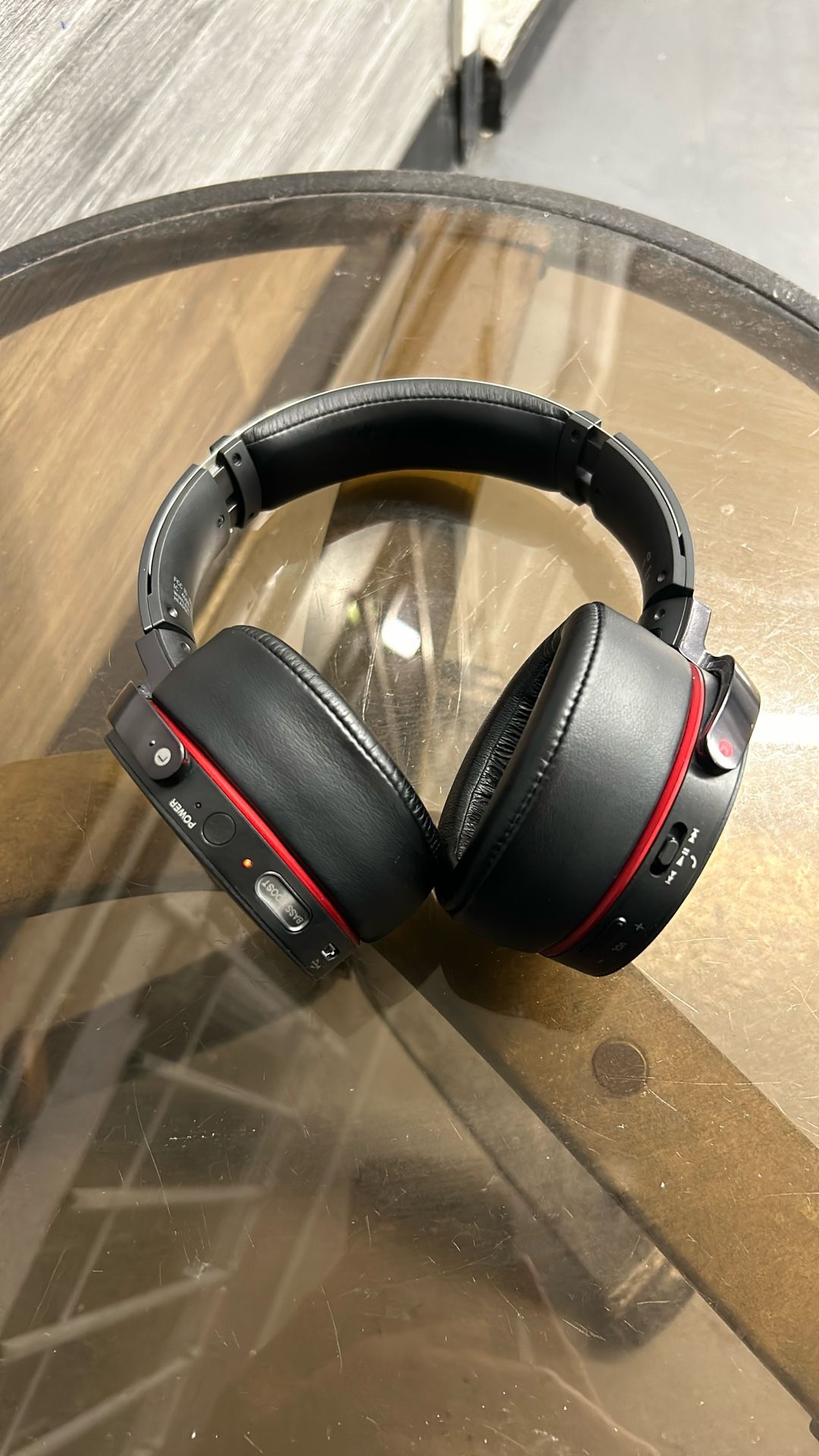SONY Model: MDR-XB950 BT