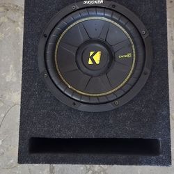 Kicker 44CWCD104 CompC 10" subwoofer with box.