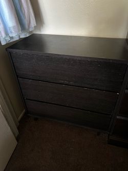 Three drawer dresser