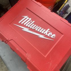 Milwaukee Jackhammer 