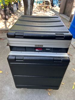 Gator Large Hard Case