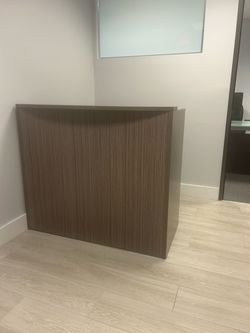 Receptionist desk