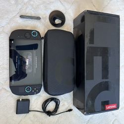 Lenovo Legion Go 2 Handheld Gaming PC Ryzen Z2 32GB 1TB 8.8" OLED 144Hz. 