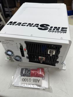 Magnum Energy 2800 Watt 12V Pure Sine Inverter/125 Amp PFC Charger MS2812-L
