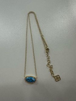 Gold necklace!