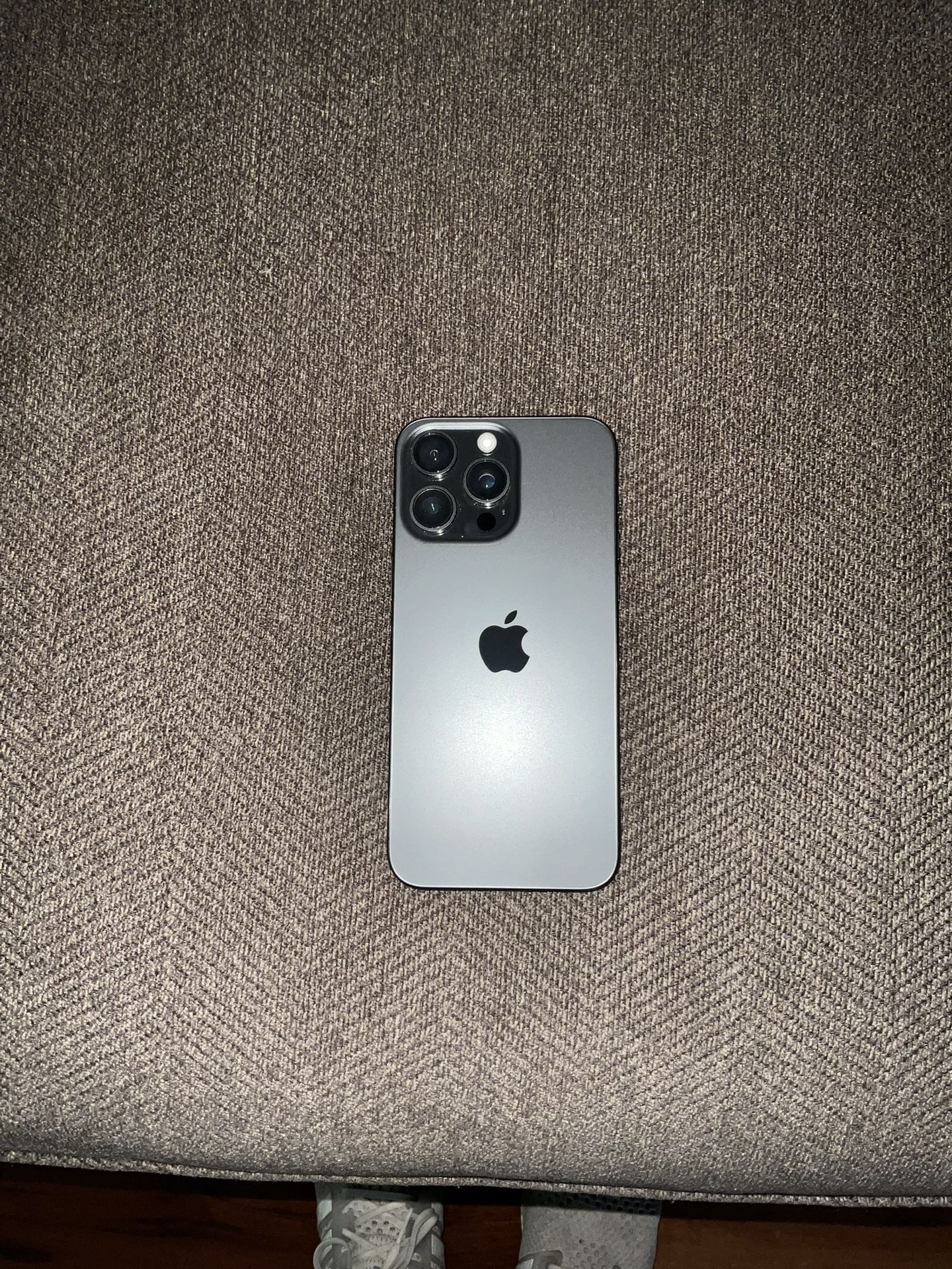 AT&T iPhone 15 Pro Max 256 GB