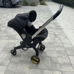 Doona Stroller and accessories 