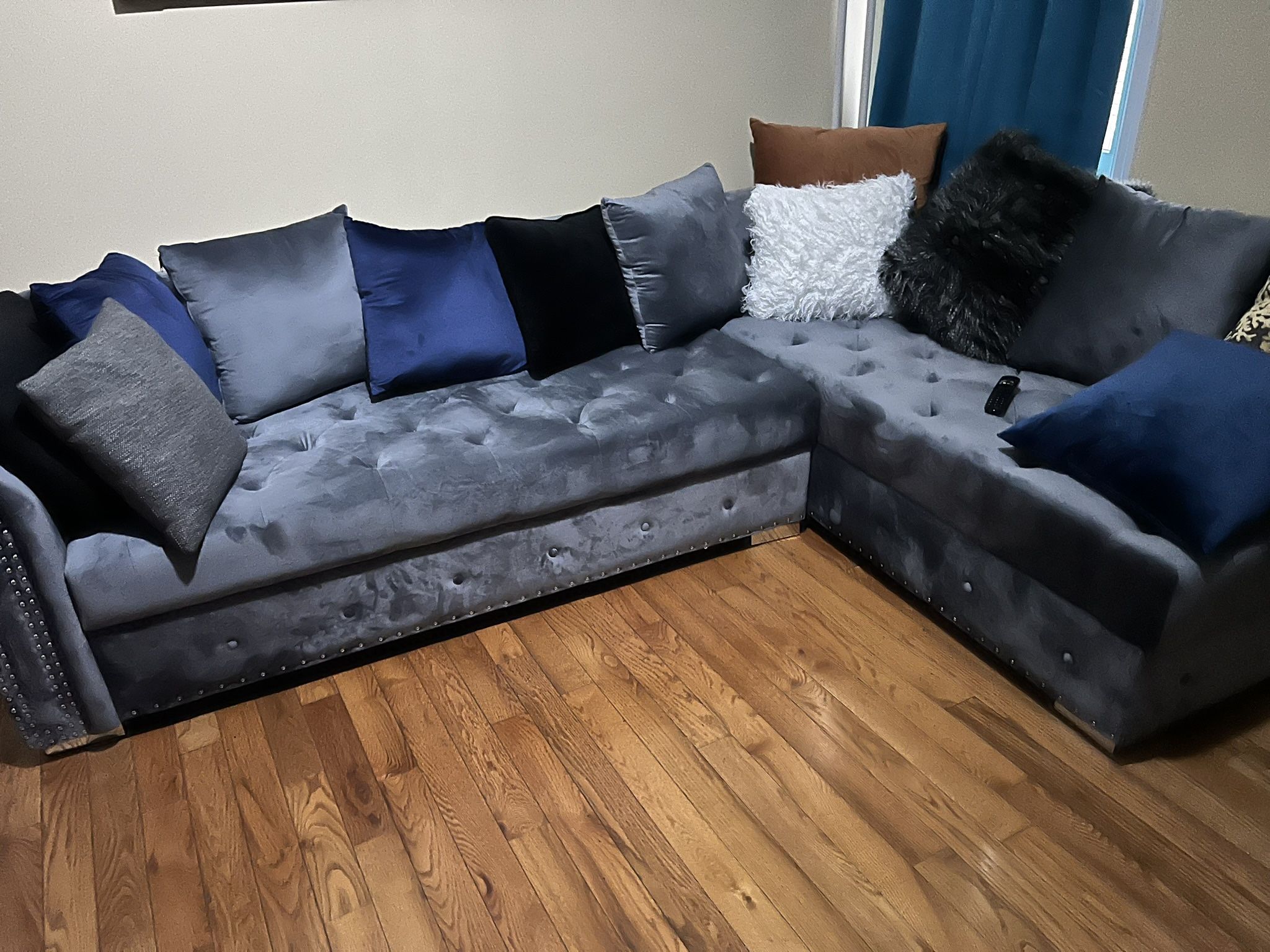 Sectionals Sofa