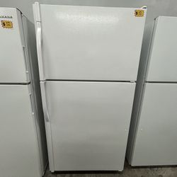 KENMORE 33” TOP AND BOTTOM REFRIGERATOR 
