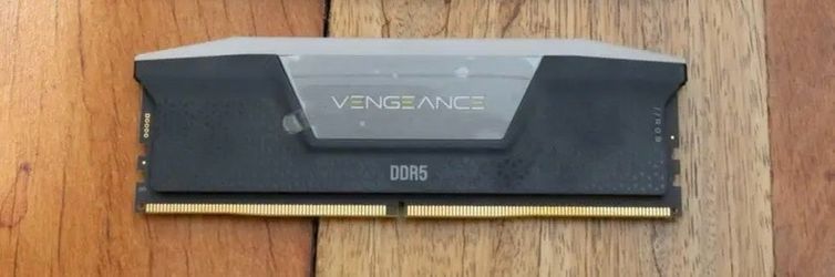 DDR5 CORSAIR 6400MHZ 1 STICK OF 32GB
