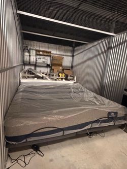 King Size Memory Foam DreamBed Lux Mattress – Excellent Condition