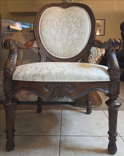 Stunning Drexel Heritage Talavera Carved Dining Table + 8 Chairs
