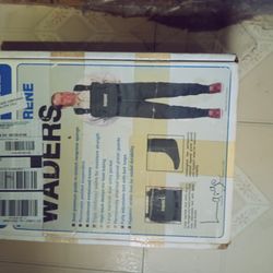 Waders **NEW** SIZE LARGE