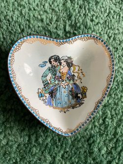 Cute heart shaped dish