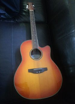Applause Guitar