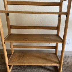 FREE WOODEN FOLDING BOOKSHELF 