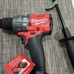 Milwaukee tool only ..M18 FUEL 18V Lithium-lon Brushless Cordless 1/2 in. Hammer...