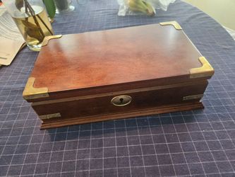 Vintage Campaign-Style Wooden Keepsake Box with Brass Corners & Lock Keyhole