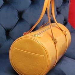 100% AUTHENTIC LOUIS VUITTON BEDFORD SHOULDER BAG