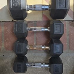 3 De 10 Libras Y Una De 25 Libras 