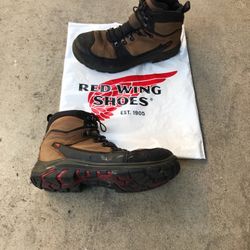Red Wing Boots Men’s Size 9