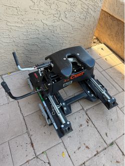 CURT Q20 5th Wheel Hitch