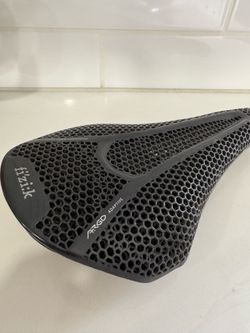 Fizik Vento Argo R3 Adaptive Saddle