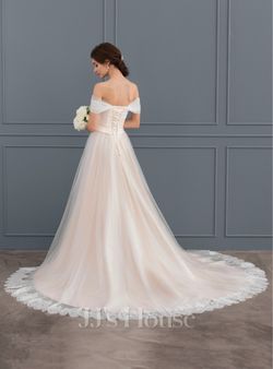 Ivory-Nude Ball-Gown/Princess Off the Shoulder