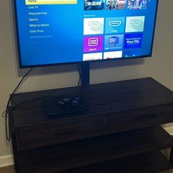 42” Roku Smart Tv And Entertainment Stand 