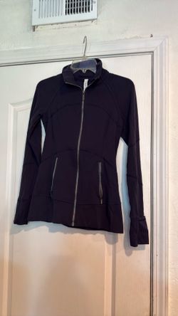 Women’s Lululemon navy align jacket size 6