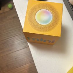 Home Pod Mini Yellow 