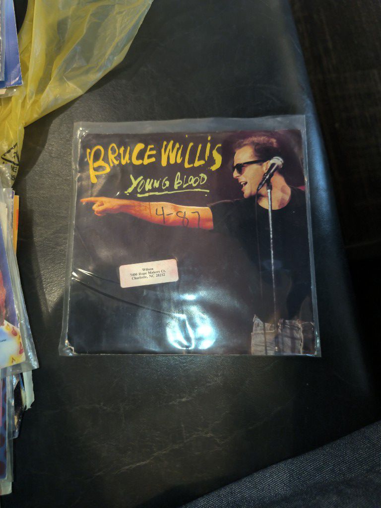Bruce Willis Young blood 45 Reecord