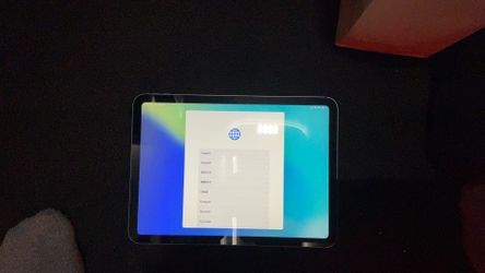 I pad 10 256 gb it’s is unlocked used any carrier
