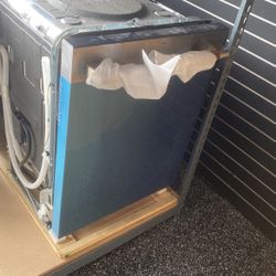 Cafe Stainless Steel Dishwasher 3 Racks 