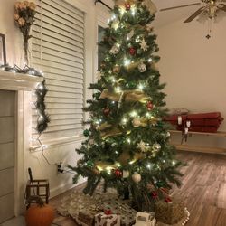 7 Foot Christmas Tree