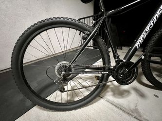 New Mongoose Excursion Mountain Bike 29 inch Wheel 21 speeds for