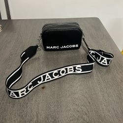 Marc Jacob’s NEW!!!