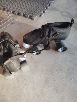 Roller Skates 