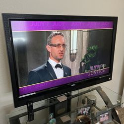 52' ViZio Flat Panel TV & Mount w/ Stand with Tempered Glass Shelves