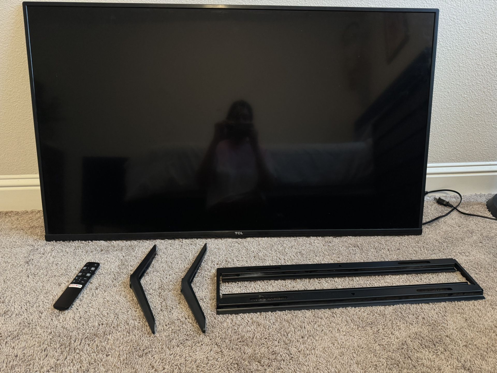 50” TCL Tv With Mount And Stand 